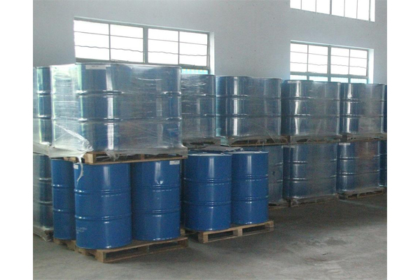 <a href='http://m.yichuanghb.com' target='_blank'>白油</a>